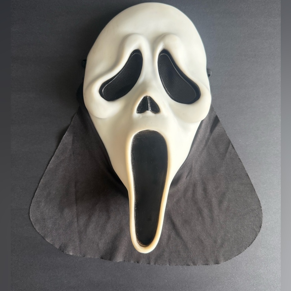 VTG Rare Scream Ghost Face Mask No Hood Easter Unlimited Halloween